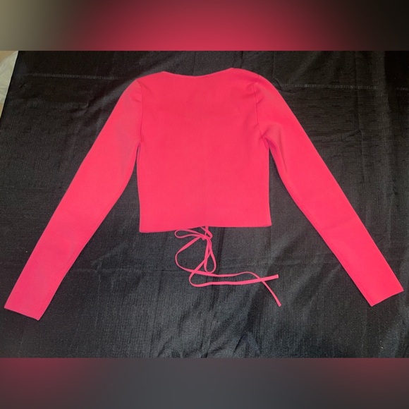 Alice + Olivia Hilaria Lace Front Top in Pink - Picture 7 of 8